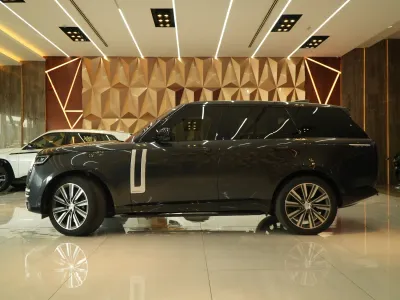 2023 لاند روفر رينج روفر اوتوبيوغرافي