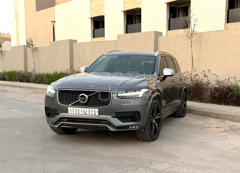 2019 فولفو اكس سي 90