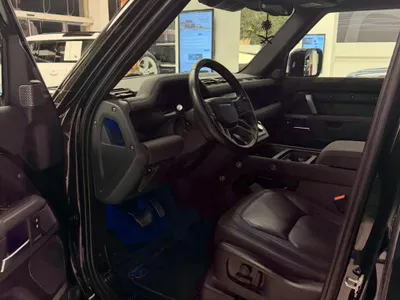 2023 لاند روفر ديفيندر اكس داينمك