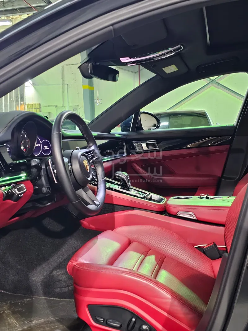 2023 بورش بانميرا بلاتينيوم