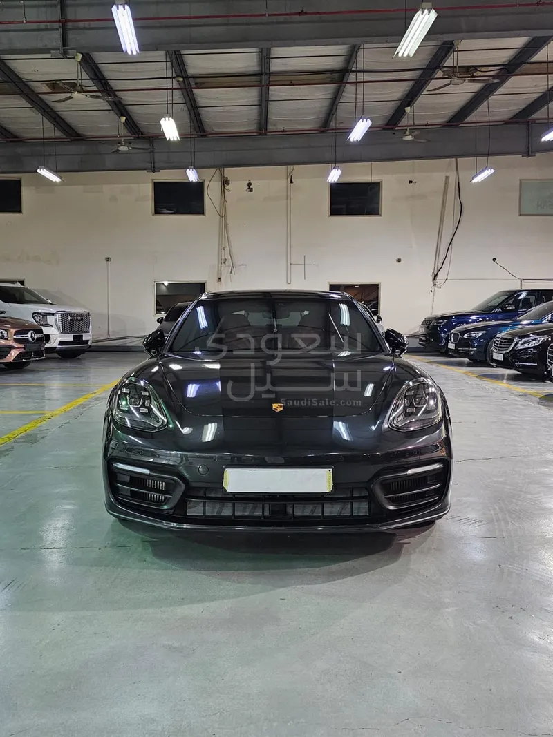 2023 بورش بانميرا بلاتينيوم