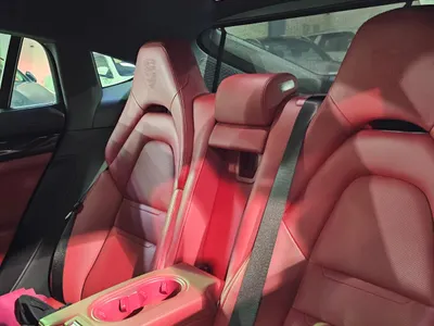 2023 بورش بانميرا بلاتينيوم