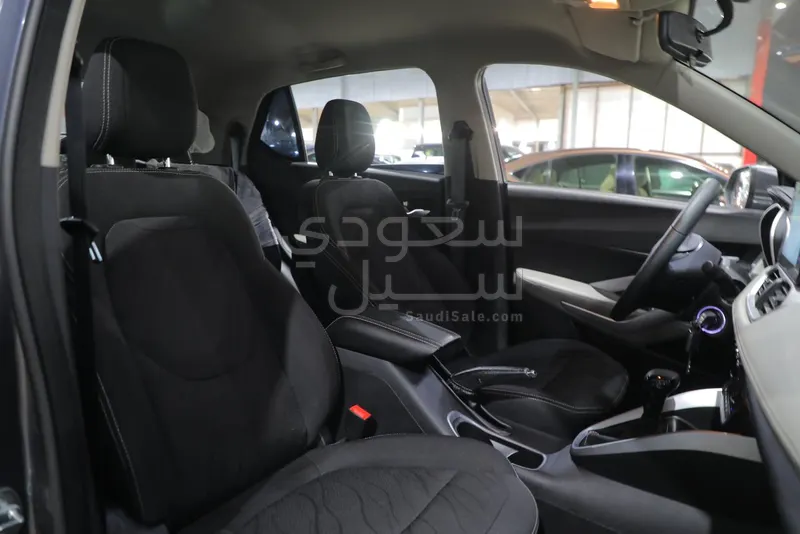 2025 Chevrolet Groove LT