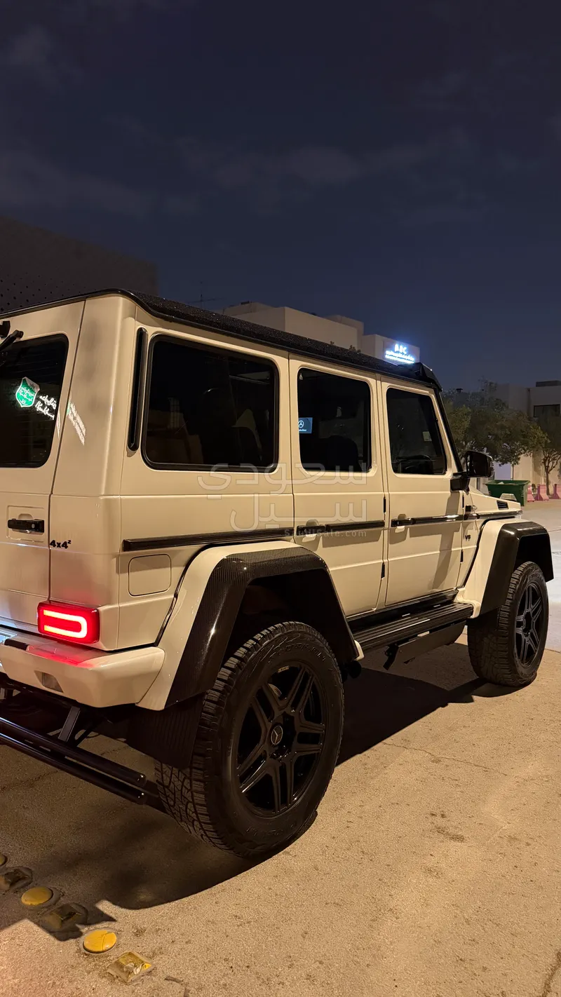 2017 مرسيدس - بنز جي 500 4×4