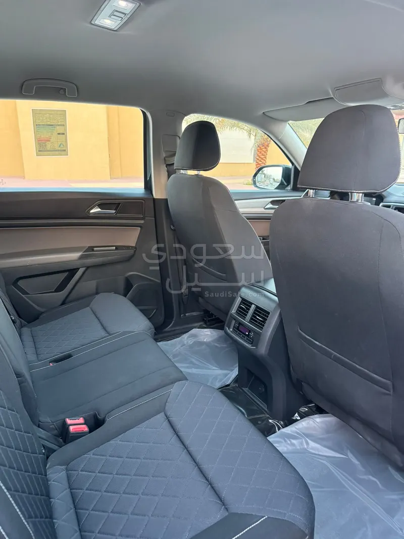 2022 فولكس واجن تيرامونت ترند لاين