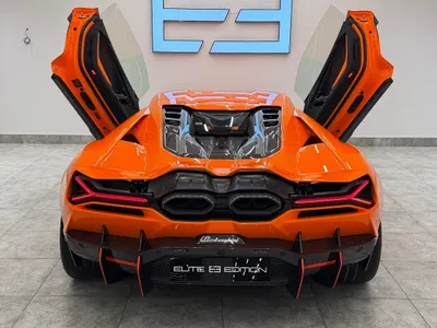 2024 Lamborghini Revuelto