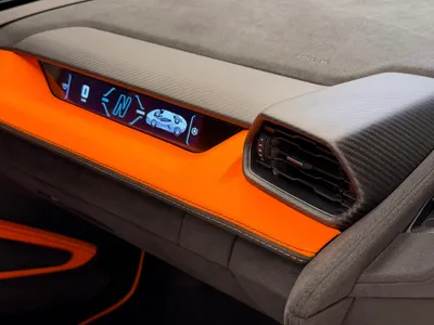 2024 Lamborghini Revuelto