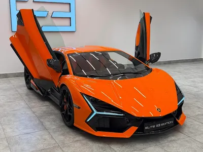 2024 Lamborghini Revuelto