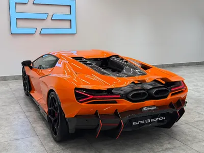 2024 Lamborghini Revuelto