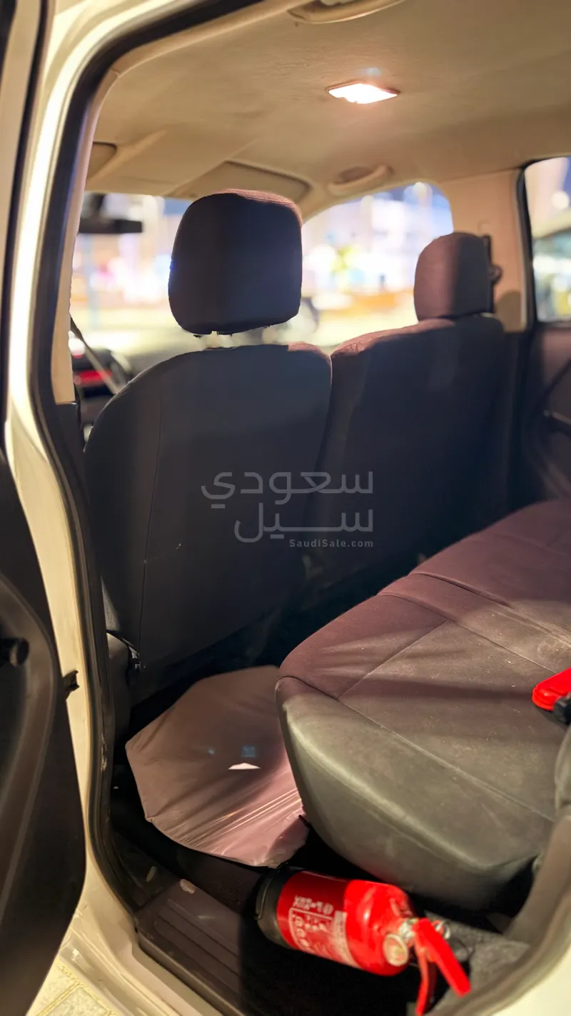 2016 ايسوزو بيكب غمارتين