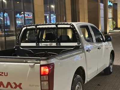 2016 ايسوزو بيكب غمارتين