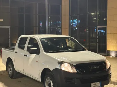 2016 ايسوزو بيكب غمارتين