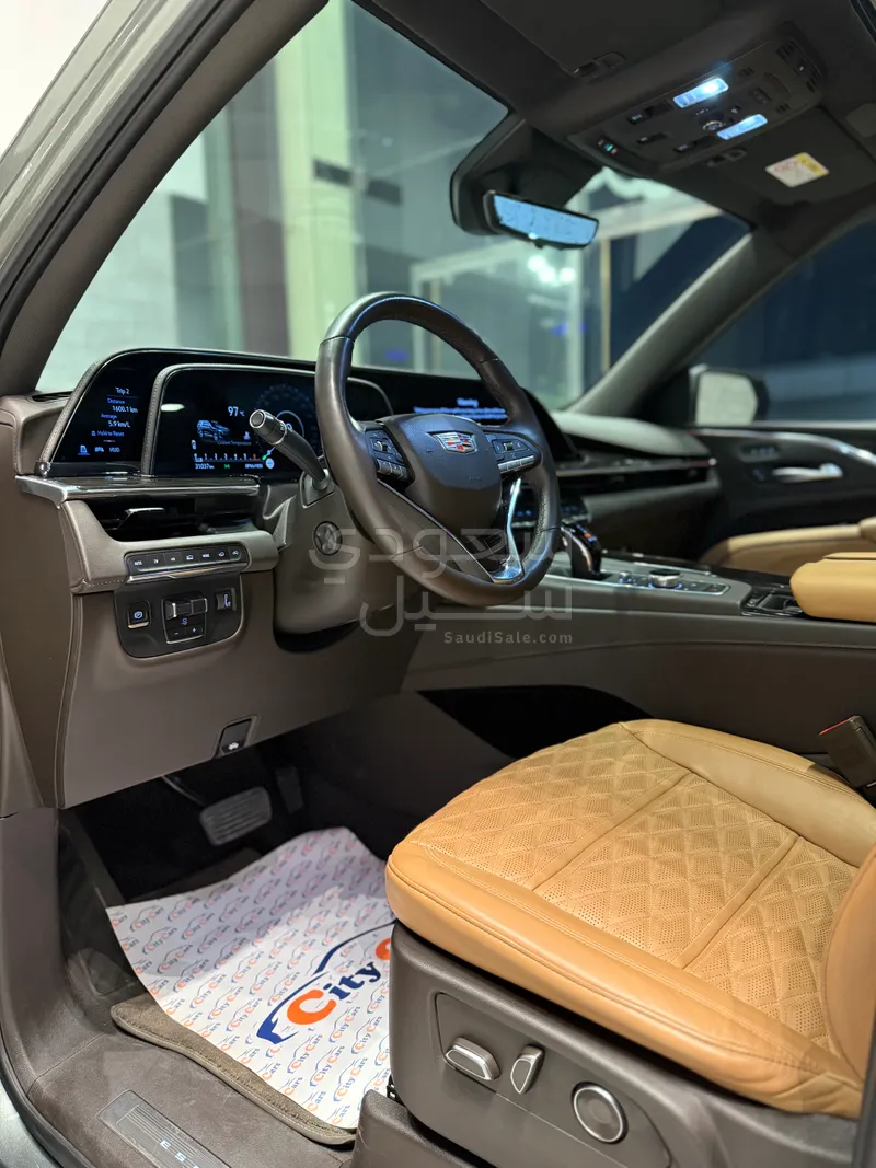 2023 Cadillac Escalade Platinum