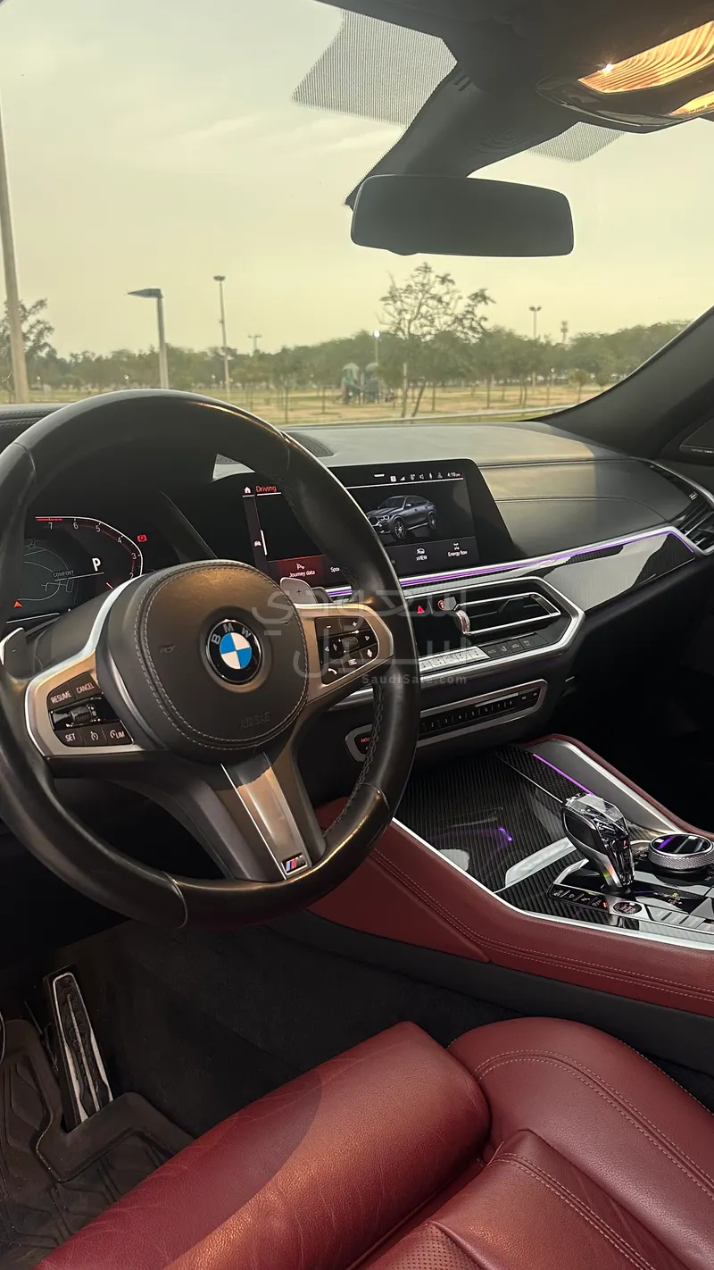 2021 بي ام دبليو الفئة اكس 6 إم كت