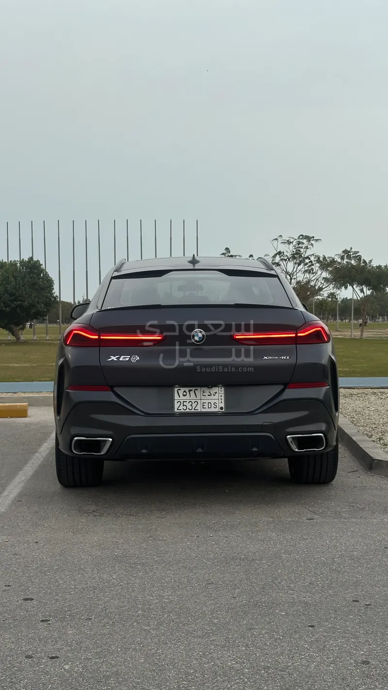 2021 بي ام دبليو الفئة اكس 6 إم كت