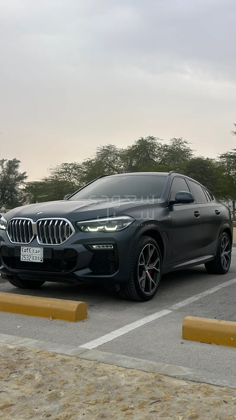 2021 بي ام دبليو الفئة اكس 6 إم كت