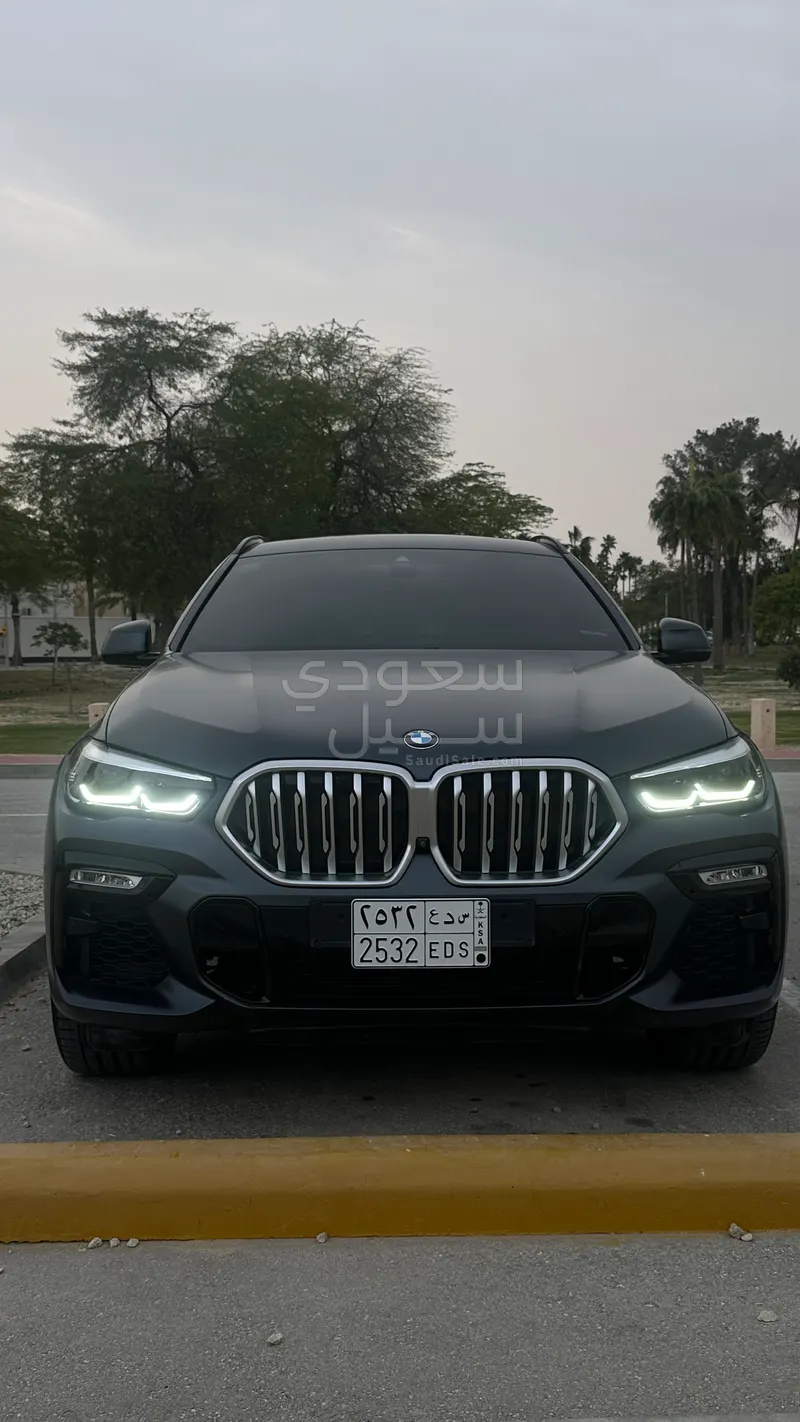 2021 بي ام دبليو الفئة اكس 6 إم كت