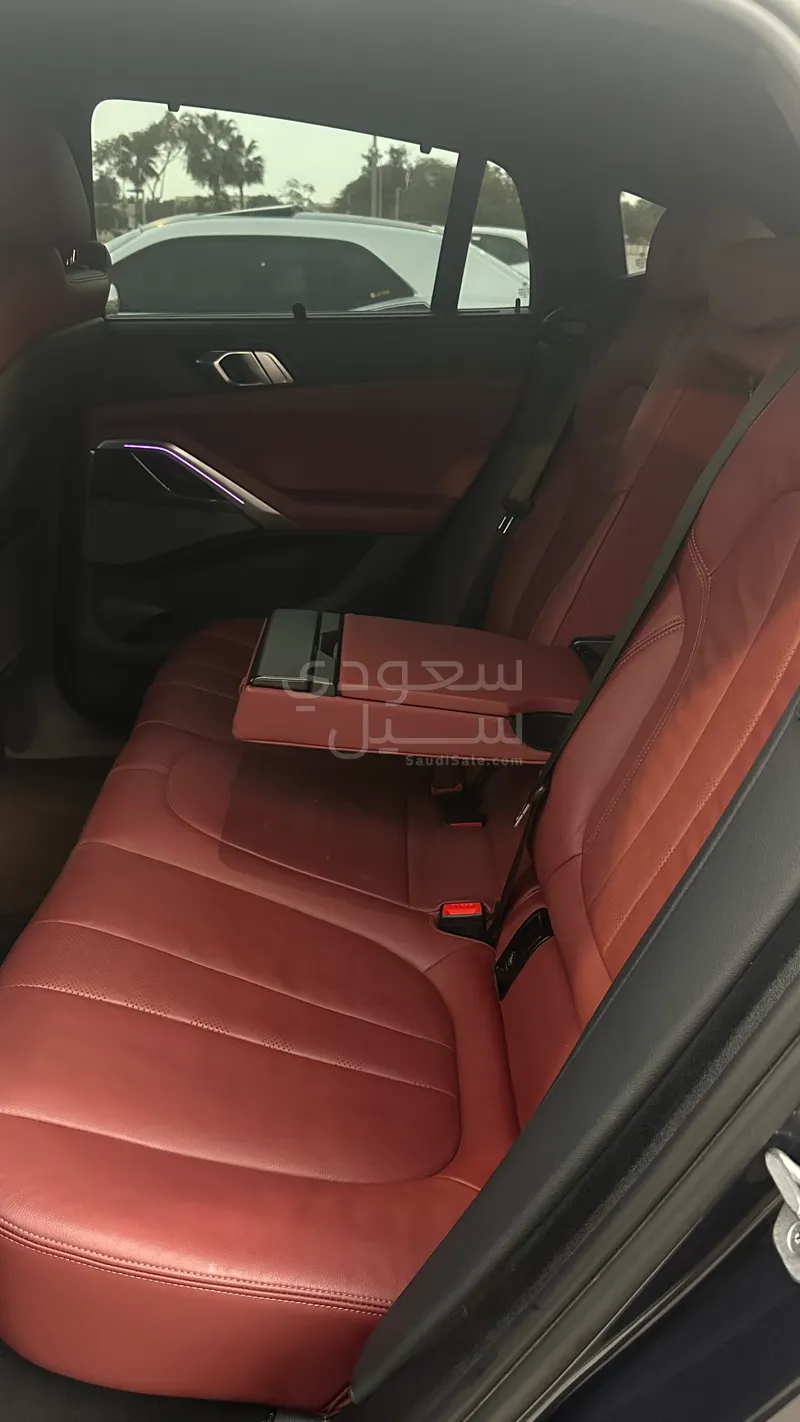 2021 بي ام دبليو الفئة اكس 6 إم كت