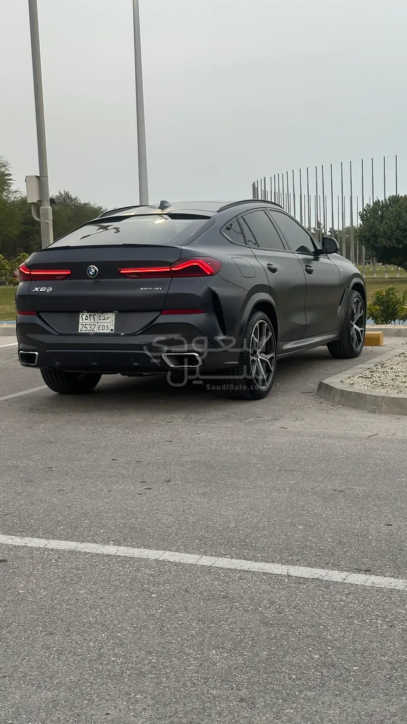 2021 بي ام دبليو الفئة اكس 6 إم كت