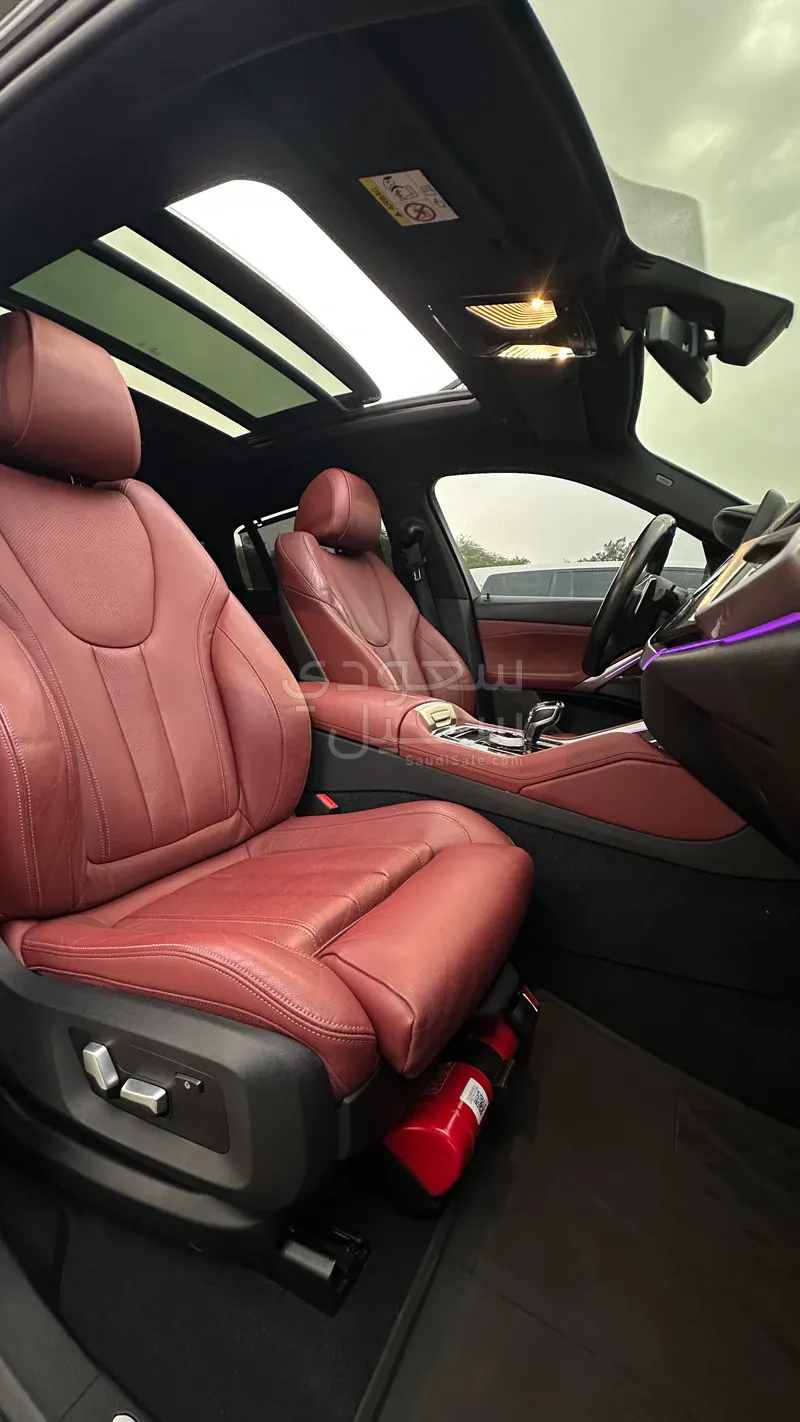 2021 بي ام دبليو الفئة اكس 6 إم كت