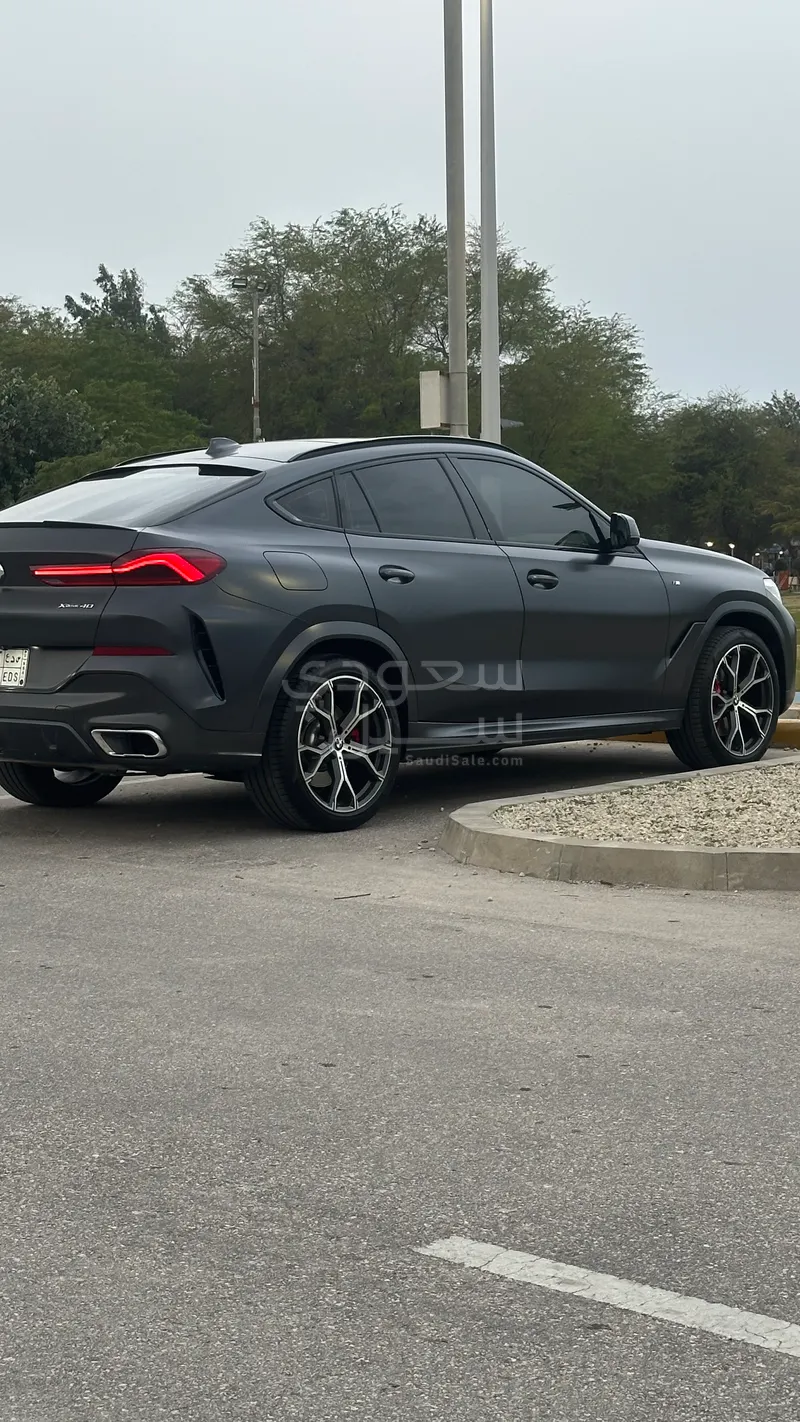 2021 بي ام دبليو الفئة اكس 6 إم كت