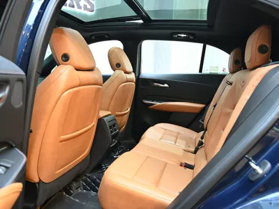 2021 كاديلاك اكس تي 4