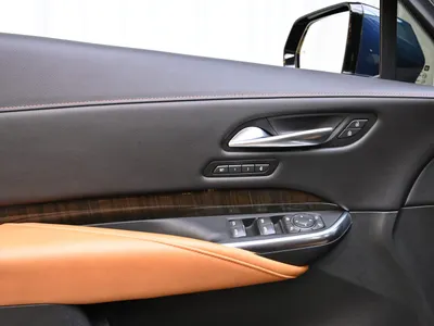 2021 كاديلاك اكس تي 4