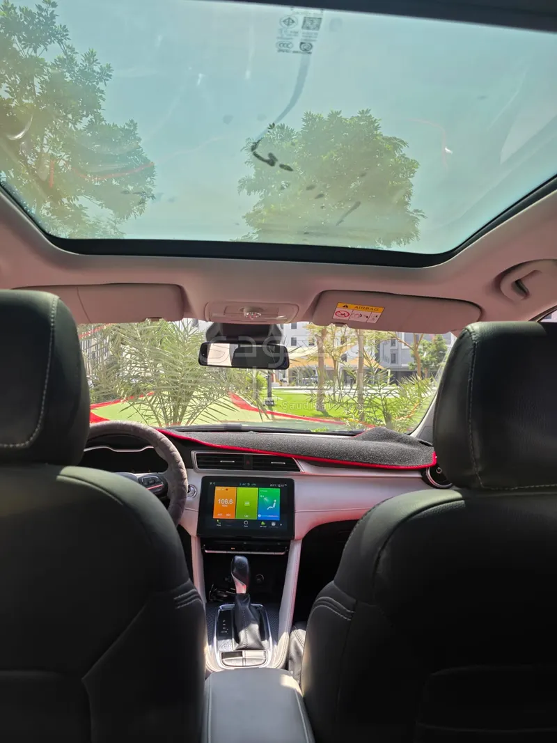 2022 ام جي زد اس