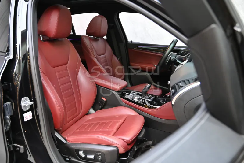 2021 بي ام دبليو الفئة اكس 4