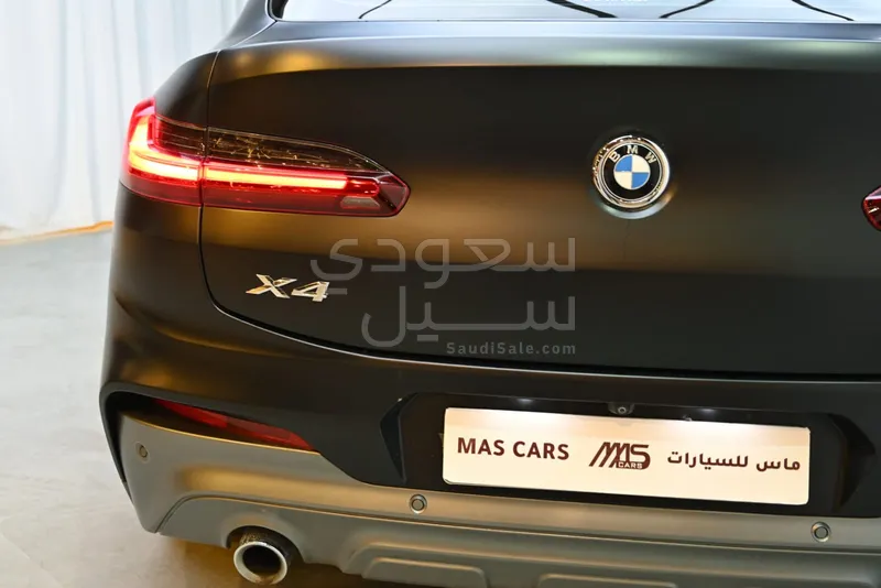 2021 بي ام دبليو الفئة اكس 4