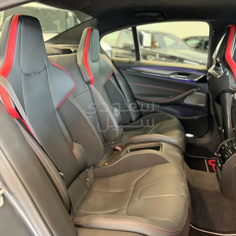 2022 بي ام دبليو الفئة ام إم 5 سي إس