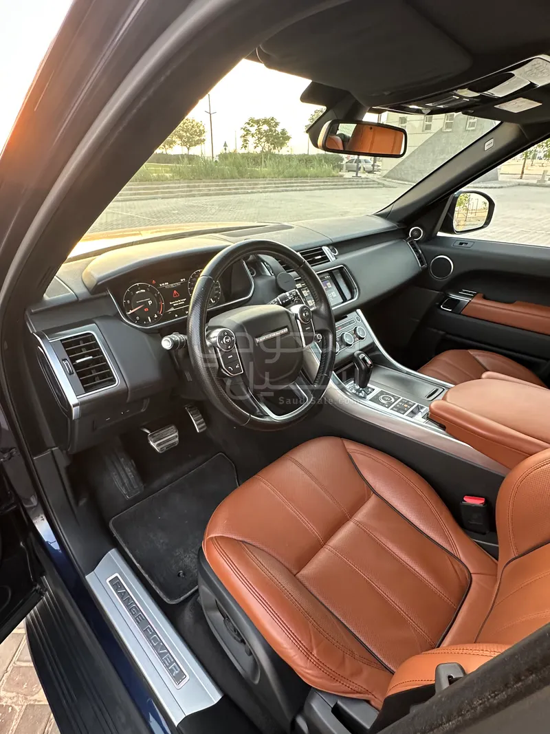2016 لاند روفر رينج روفر سبورت سوبر تشارج