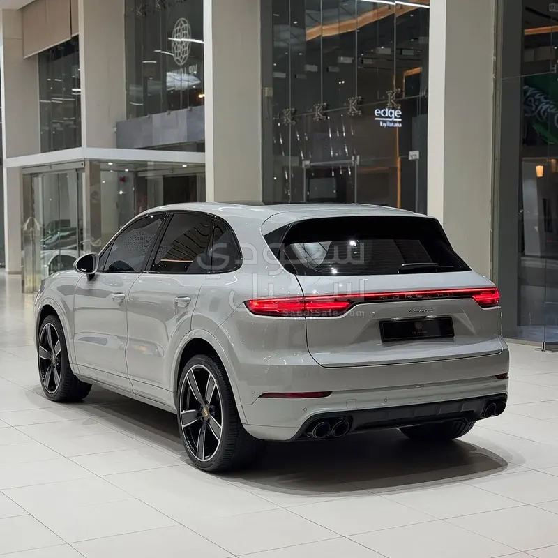 2022 بورش كايين