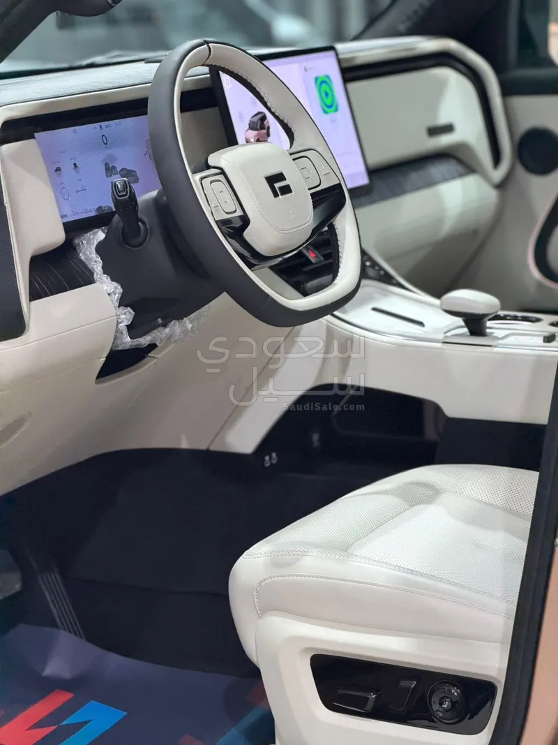 2026 روكس 01 أدماس