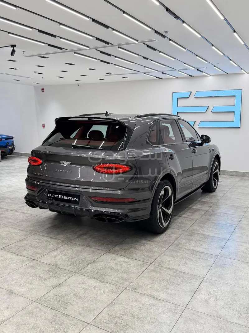 2022 بنتلي بنتايجا اس