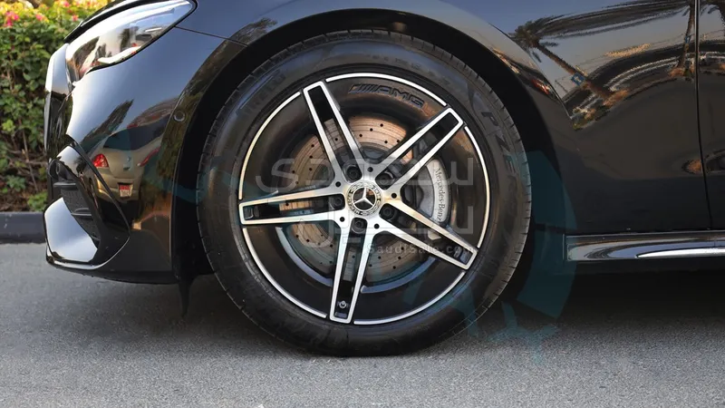 2026 Mercedes-Benz E 300 AMG