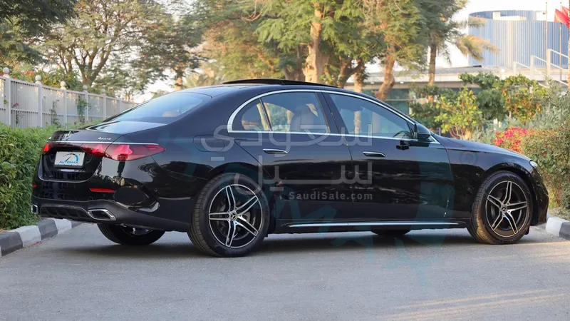 2026 Mercedes-Benz E 300 AMG
