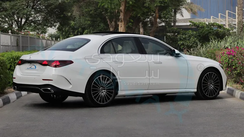 2026 Mercedes-Benz E 200 AMG