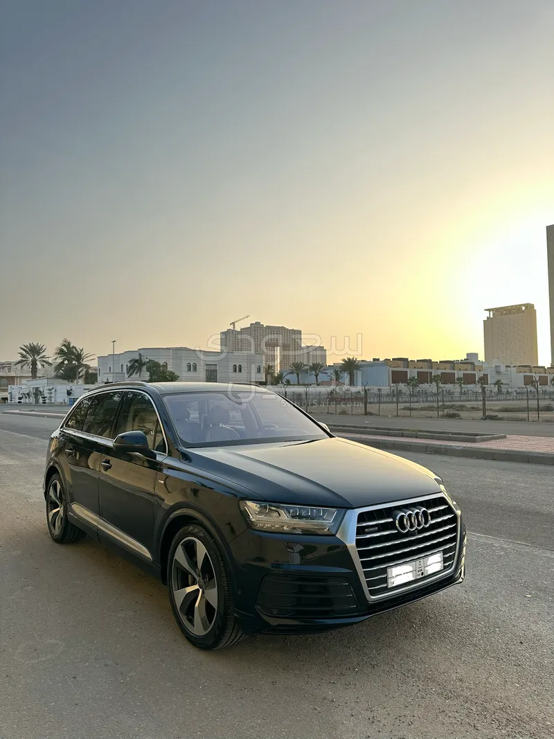 2016 اودي كيو 7 اس لاين