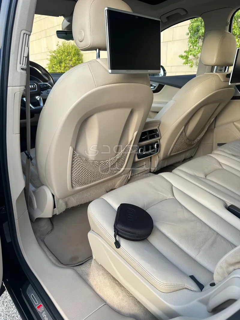 2016 اودي كيو 7 اس لاين