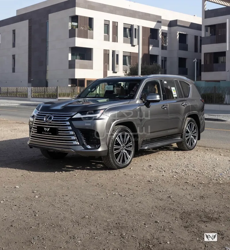 2026 لكزس إل إكس 600