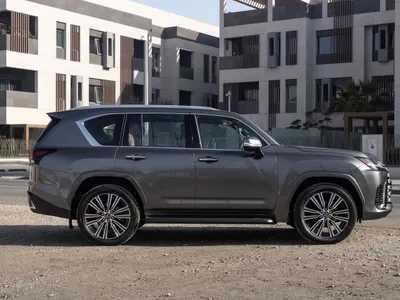 2026 لكزس إل إكس 600