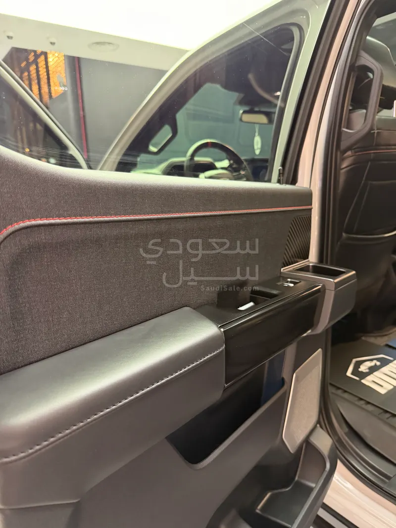 2023 فورد اف 150 رابتور ار