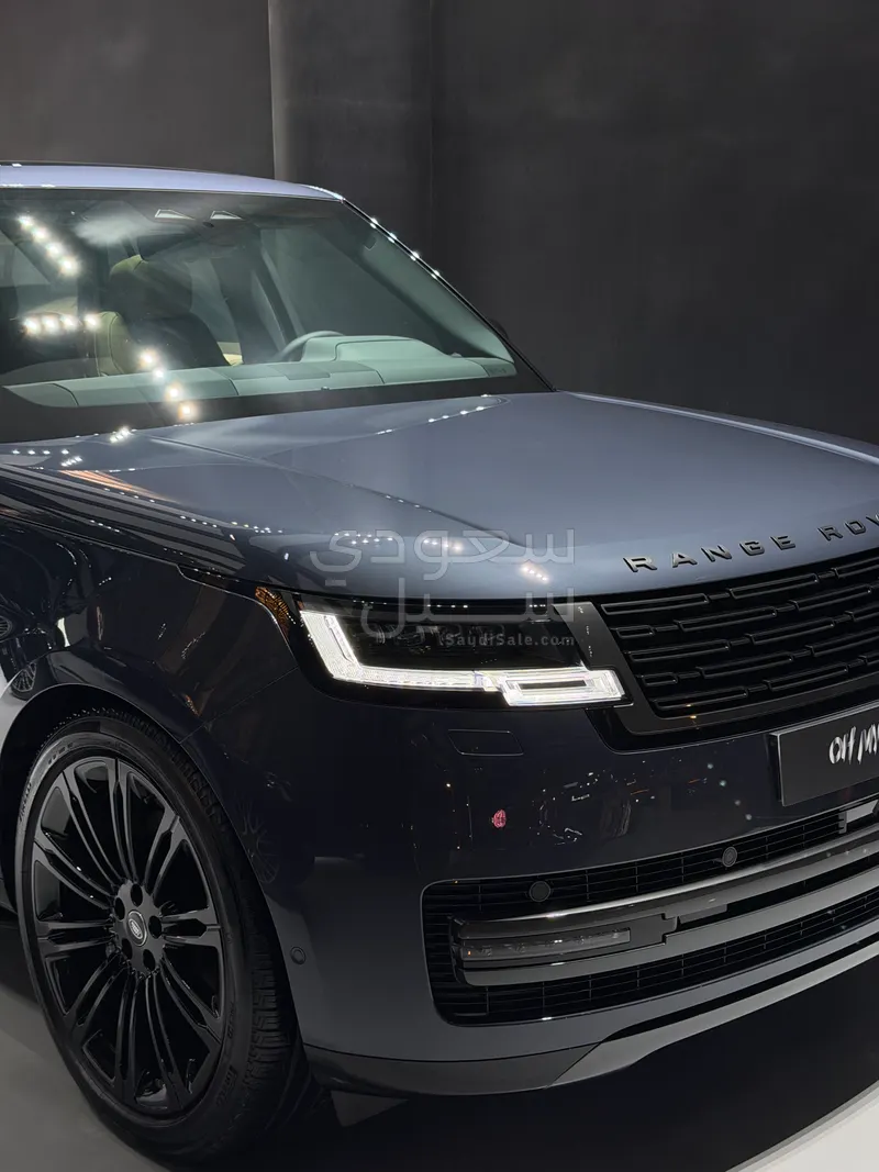 2025 لاند روفر رينج روفر فوج