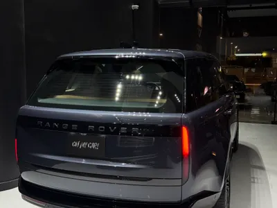 2025 لاند روفر رينج روفر فوج