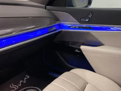 2025 بي ام دبليو الفئة السابعة 740أي