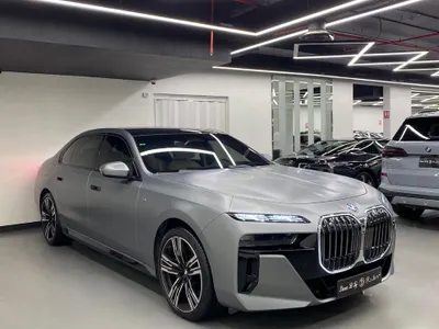 2025 بي ام دبليو الفئة السابعة 740أي