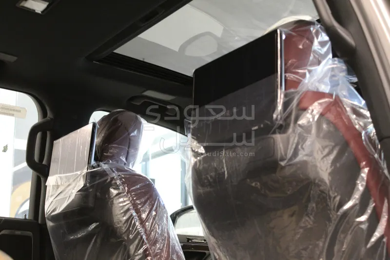 2025 لكزس إل إكس 600