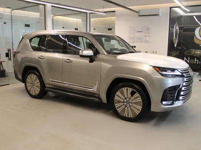 2025 لكزس إل إكس 600