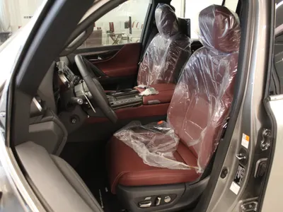 2025 لكزس إل إكس 600